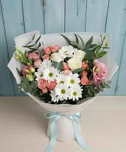 Букет цветов из:  Розы, Лизиантусы и Хризантемы в Зелёном городе