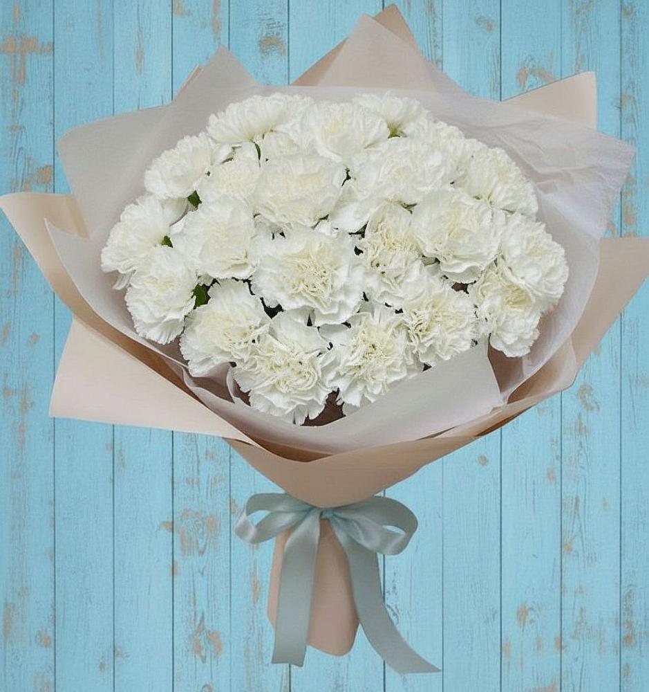 Букет цветов из: Гвоздики в Зелёном городе