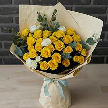 Букет цветов из:  Розы в Зелёном городе