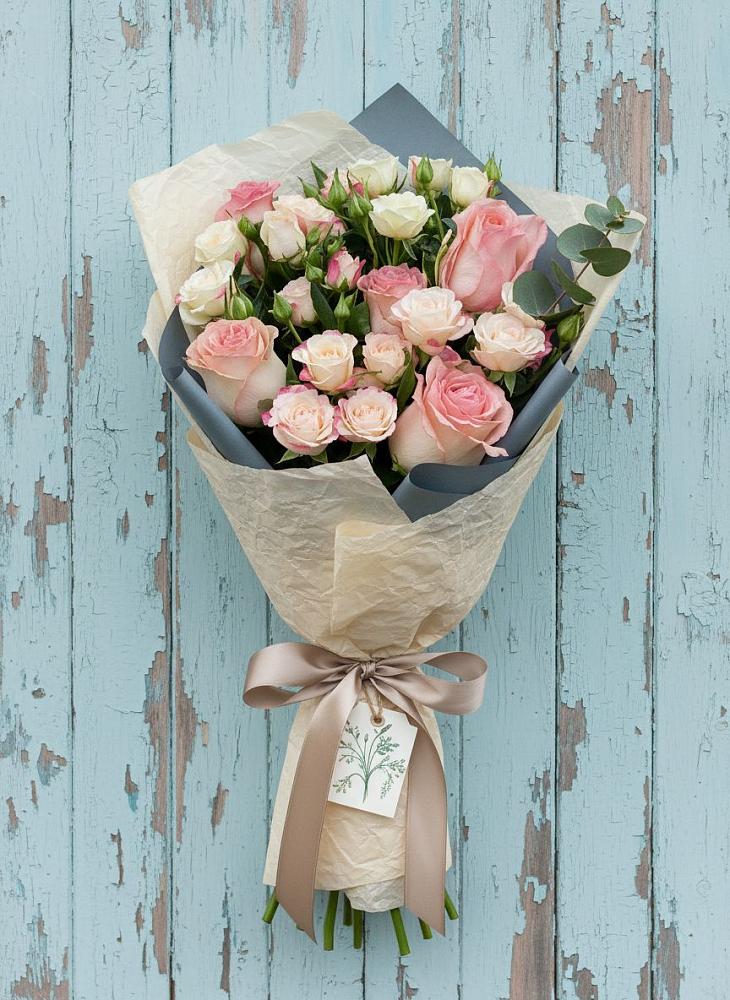 Букет цветов из: Розы в Зелёном городе