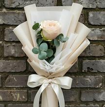 Букет цветов из:  Розы в Зелёном городе