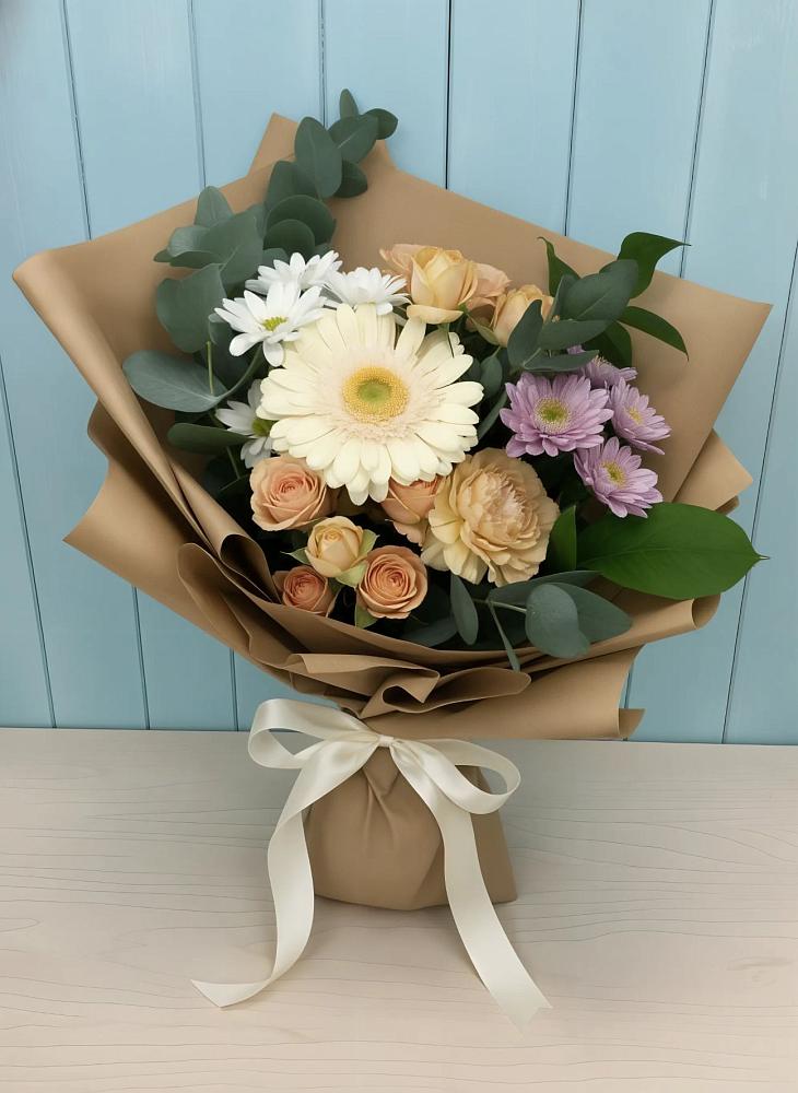 Букет цветов из: Герберы и Хризантемы в Зелёном городе