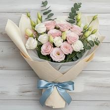 Букет цветов из:  Лизиантусы в Зелёном городе