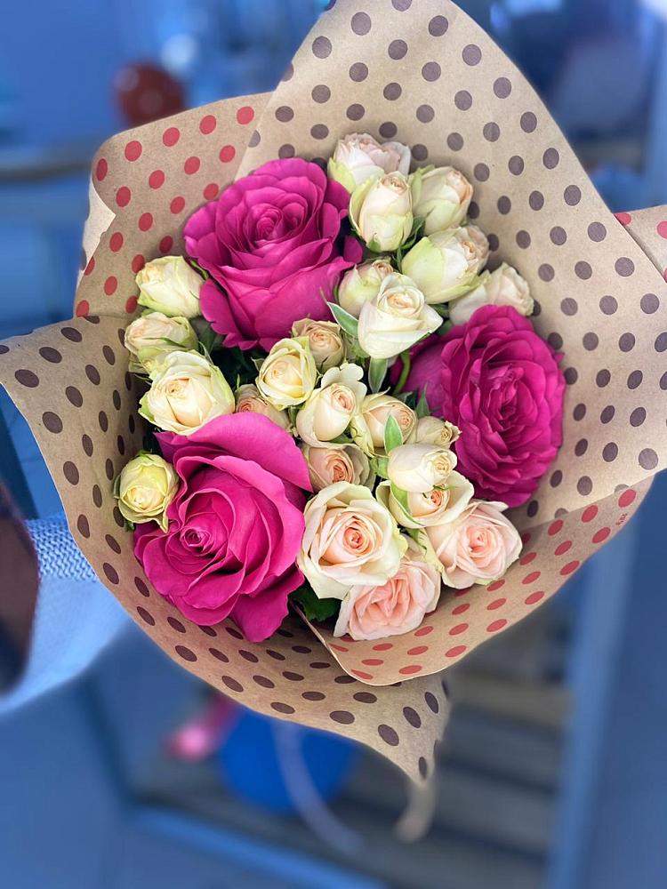 Букет цветов из: Розы в Зелёном городе