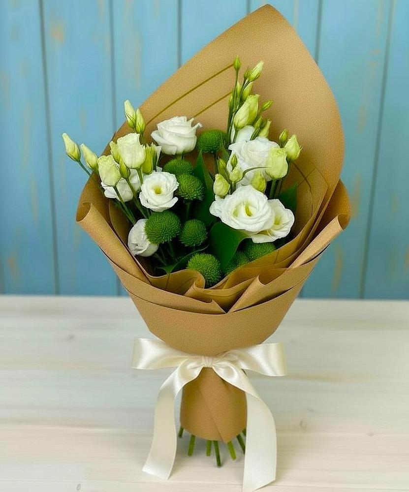 Букет цветов из: Хризантемы и Лизиантусы в Зелёном городе