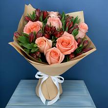 Букет цветов из:  Розы и Альстромерии в Зелёном городе