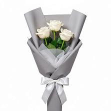 Букет 3 белые розы в Зелёном городе