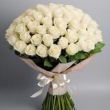 Букет 101 беля роза Белоснежка в Зелёном городе
