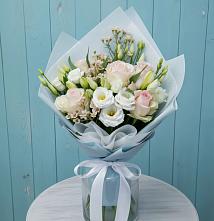 Букет цветов из:  Розы и Лизиантусы в Зелёном городе