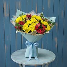 Букет цветов из:  Альстромерии и Хризантемы в Зелёном городе