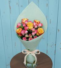 Букет цветов из:  Розы в Зелёном городе