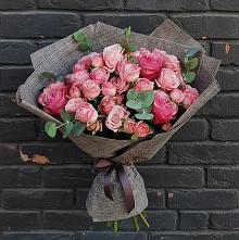 Букет цветов из:  Розы в Зелёном городе